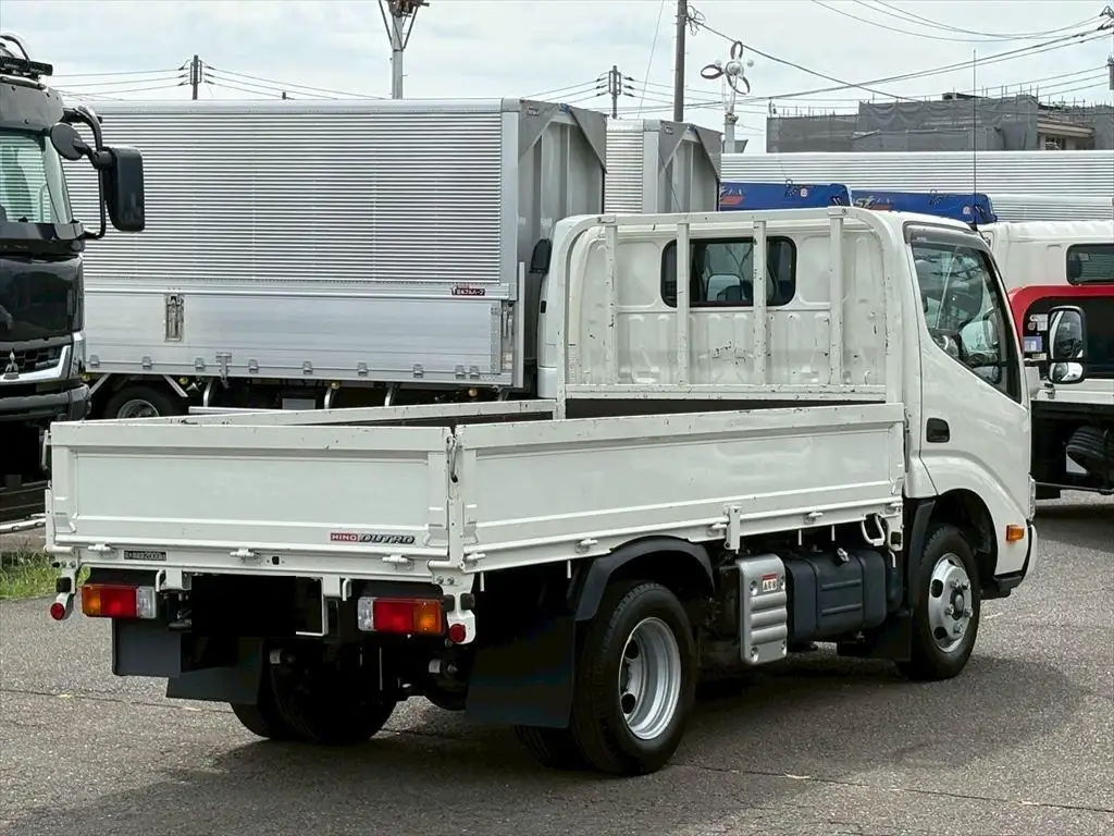 日野 デュトロ 小型 平ボディ 2KG-XZC605M R6の中古トラック画像4