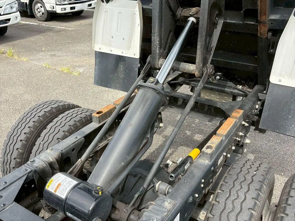 いすゞ エルフ 小型 ダンプ 2RG-NJR88AN R5の中古トラック画像16