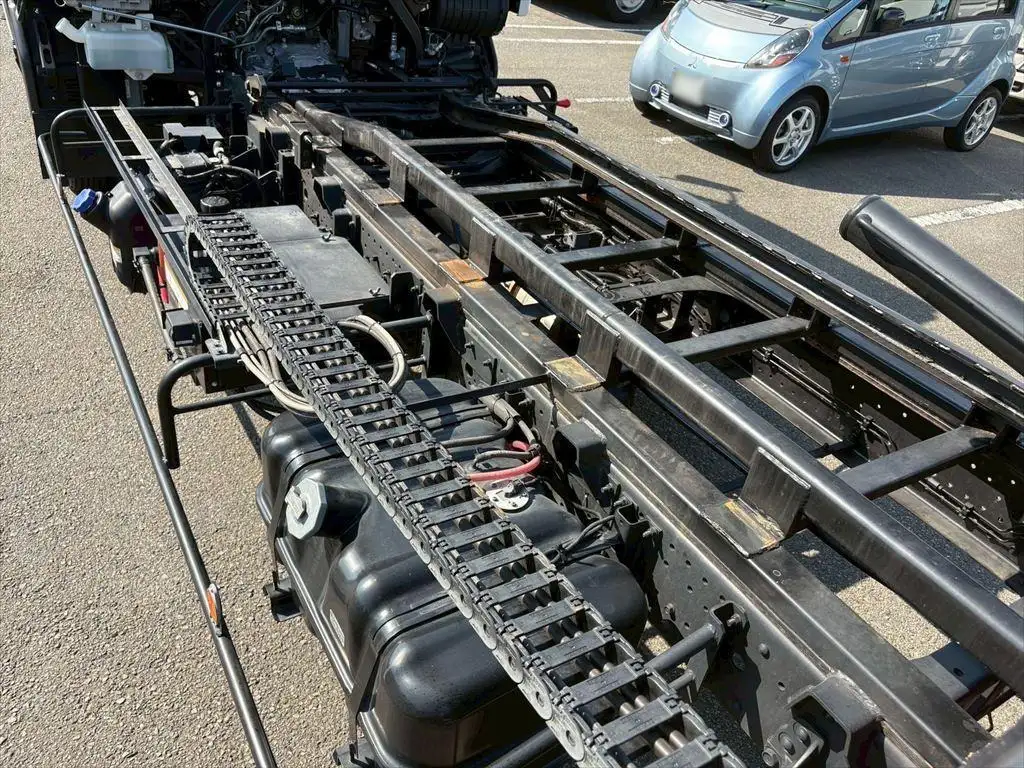 いすゞ フォワード 中型/増トン 車両重機運搬 ラジコン ウインチの中古トラック画像像17