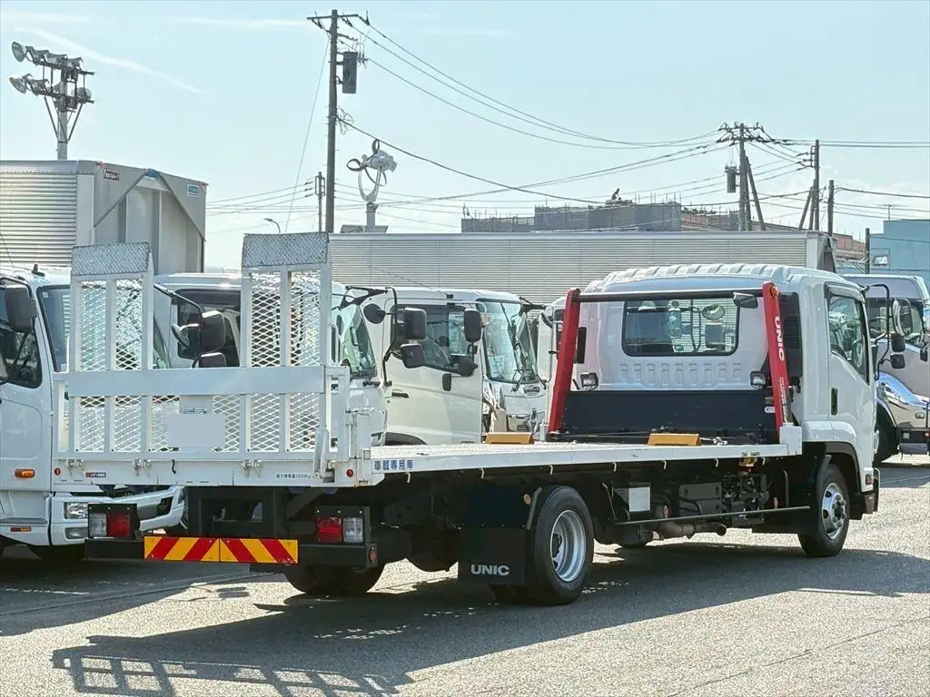 いすゞ フォワード 中型/増トン 車両重機運搬 ラジコン ウインチの中古トラック画像3