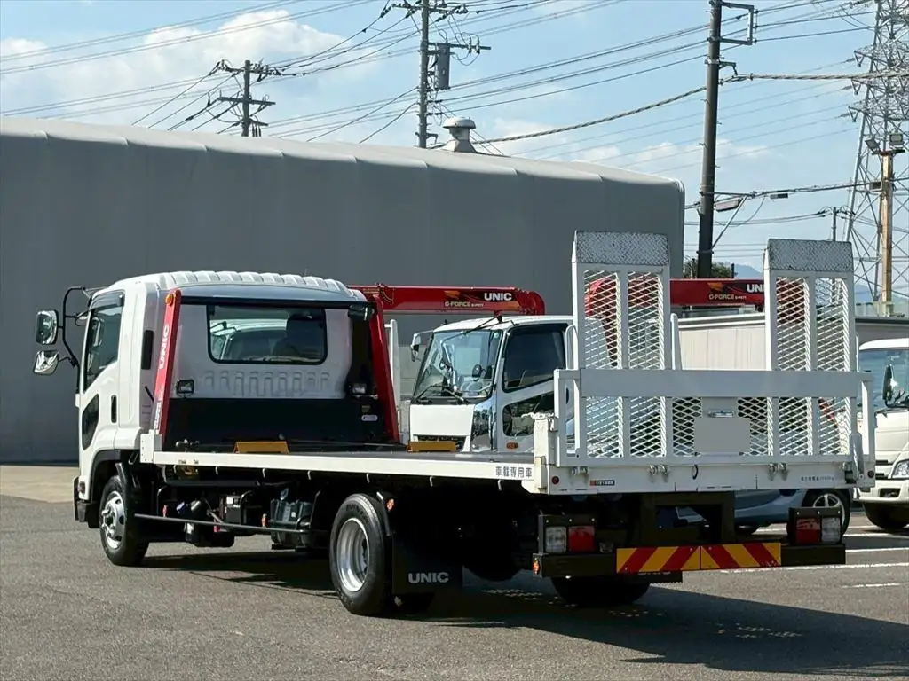 いすゞ フォワード 中型/増トン 車両重機運搬 ラジコン ウインチの中古トラック画像4