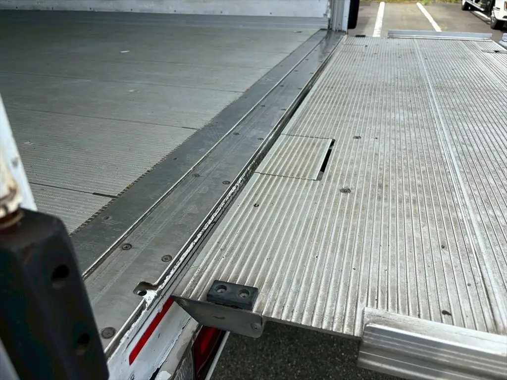 日野 レンジャー 中型/増トン 冷凍冷蔵 低温 パワーゲートの中古トラック画像11