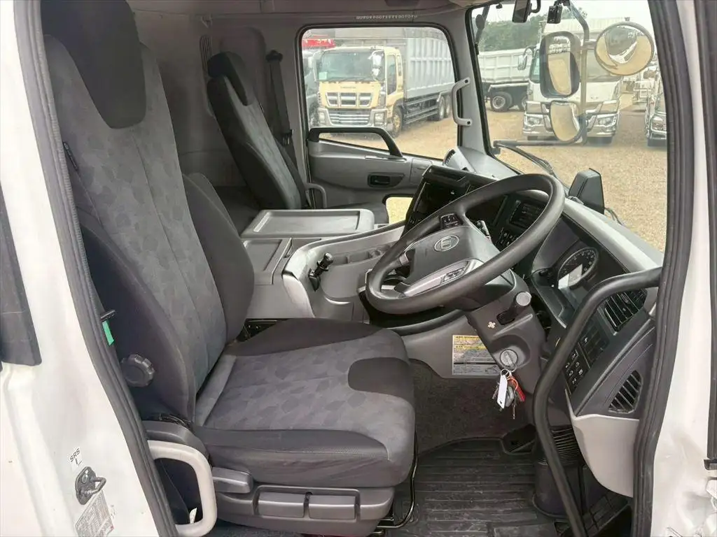 日産UD クオン 大型 平ボディ 床鉄板 アルミブロックの中古トラック画像13