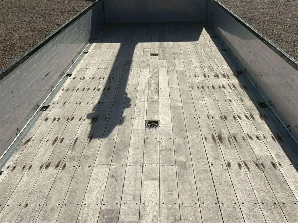 日野 プロフィア 大型 クレーン付 アルミブロック エアサスの中古トラック画像8