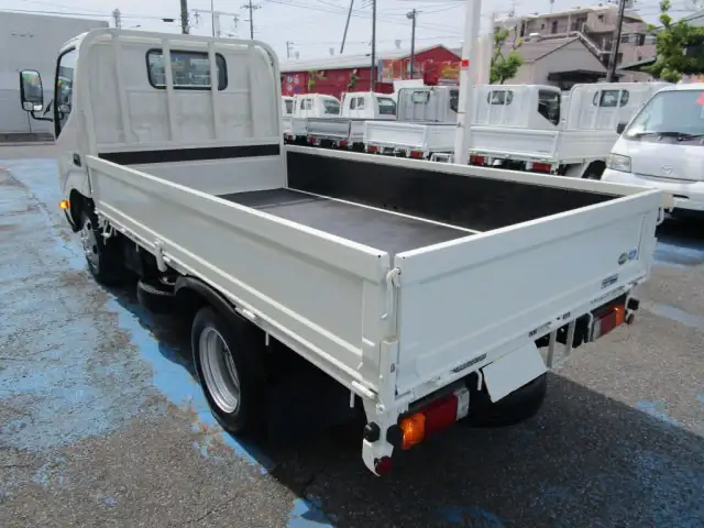 トヨタ ダイナ 小型 平ボディ 2RG-XZC605 R2の中古トラック画像5