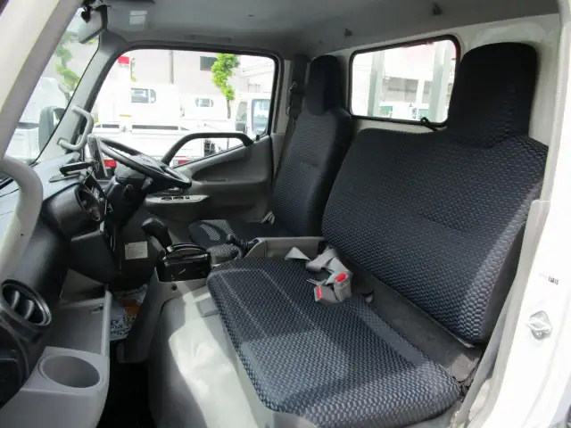 トヨタ ダイナ 小型 平ボディ 2RG-XZC605 R2の中古トラック画像10