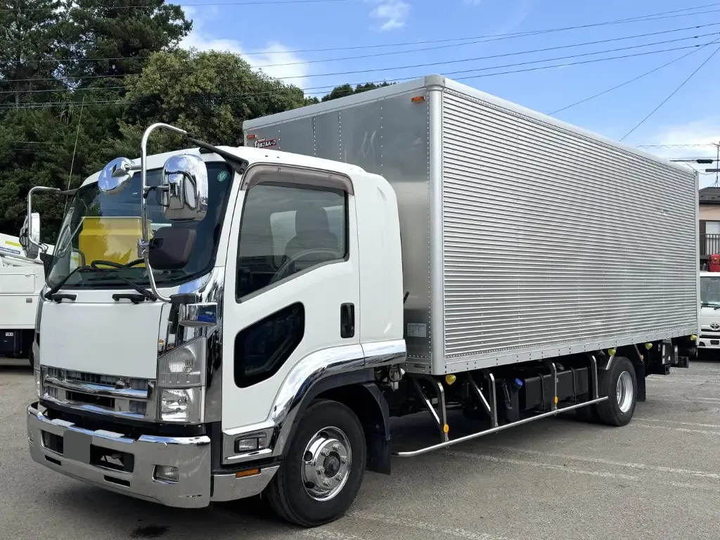 いすゞ フォワード 中型/増トン アルミバン 標準