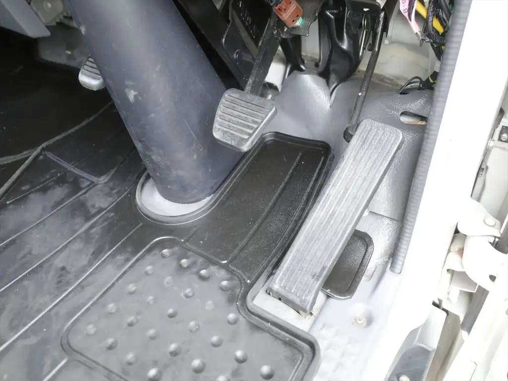 いすゞ エルフ 小型 アルミバン 3枚観音 TRG-NMR85ANの中古トラック画像15