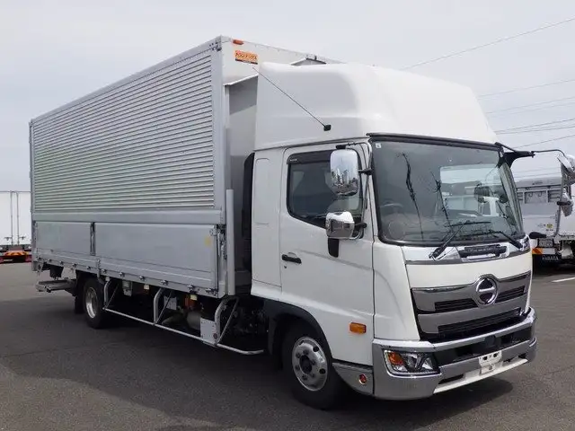 日野 レンジャー 中型/増トン ウイング パワーゲート 床鉄板の中古トラック画像2
