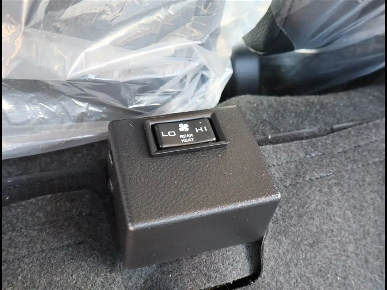 三菱 キャンター 小型 平ボディ Wキャブ 2RG-FBA20の中古トラック画像15