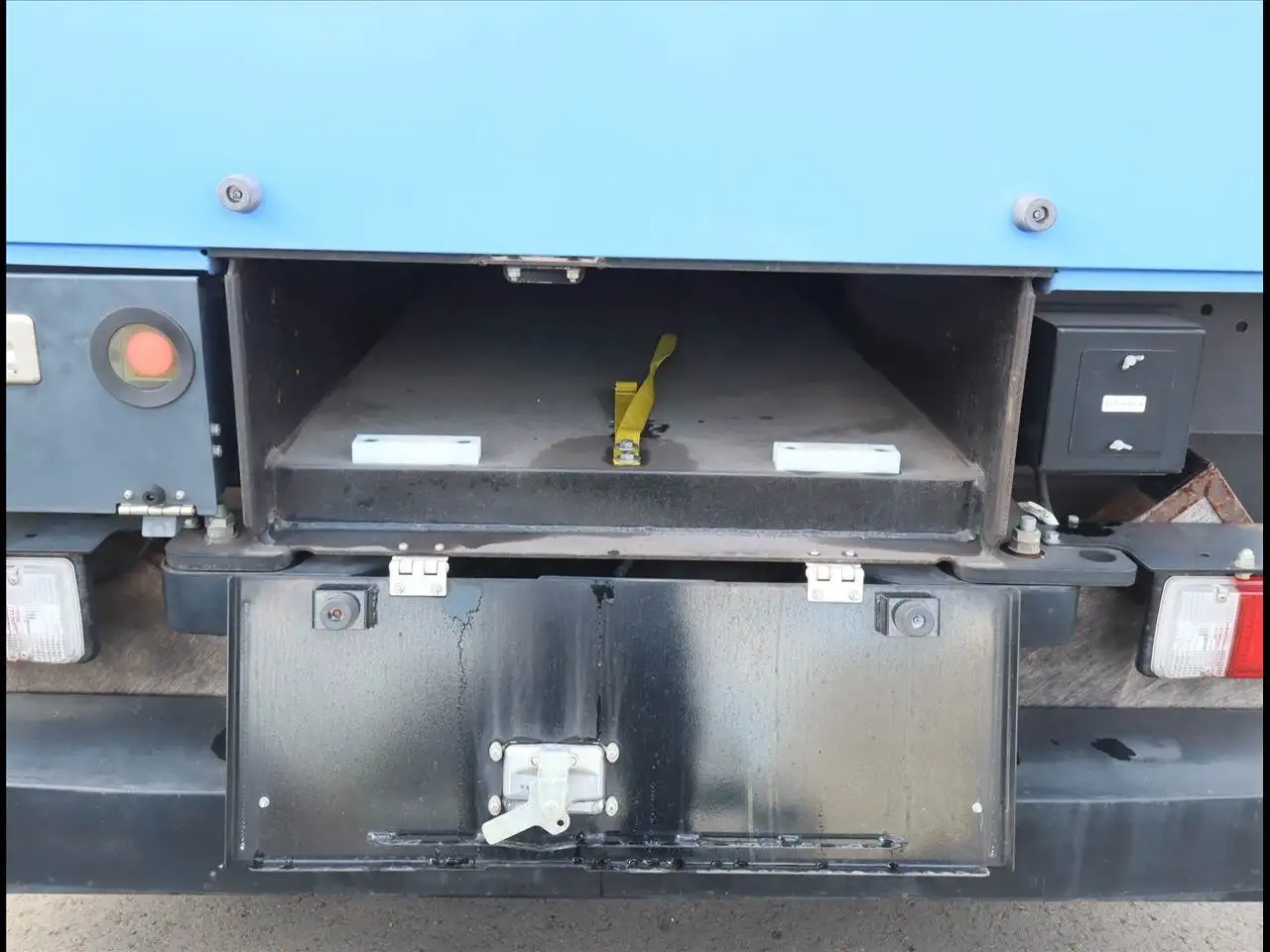 日野 デュトロ 小型 高所・建柱車 高所作業車 2RG-XZU600Xの中古トラック画像5