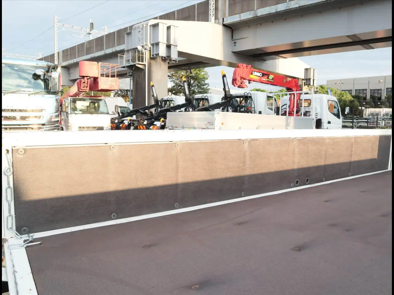 日野 デュトロ 小型 平ボディ 2RG-XZU605M R2の中古トラック画像10