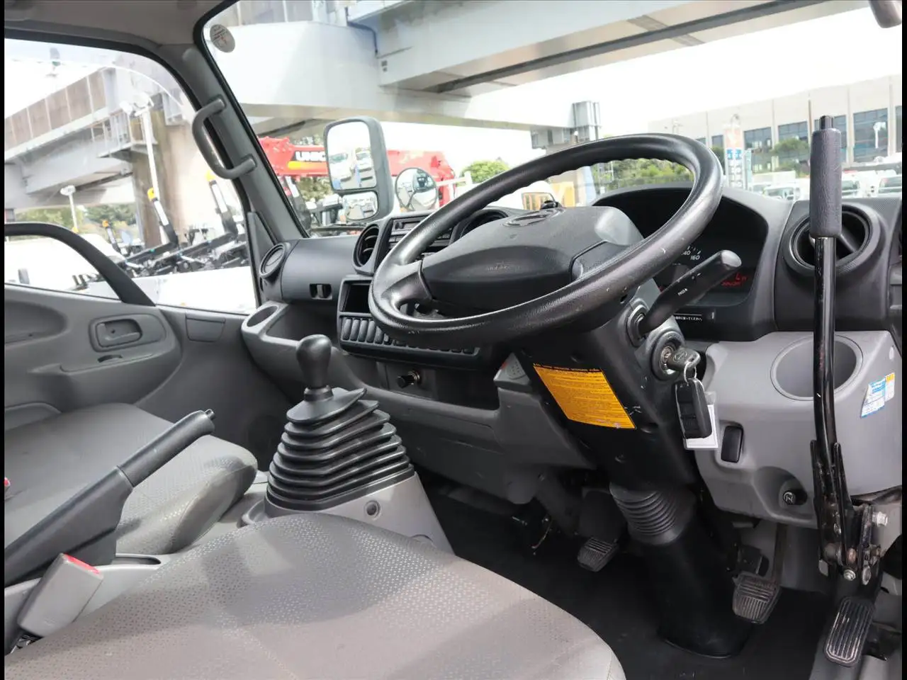 日野 デュトロ 小型 高所・建柱車 高所作業車 SKG-XZU640Fの中古トラック画像13