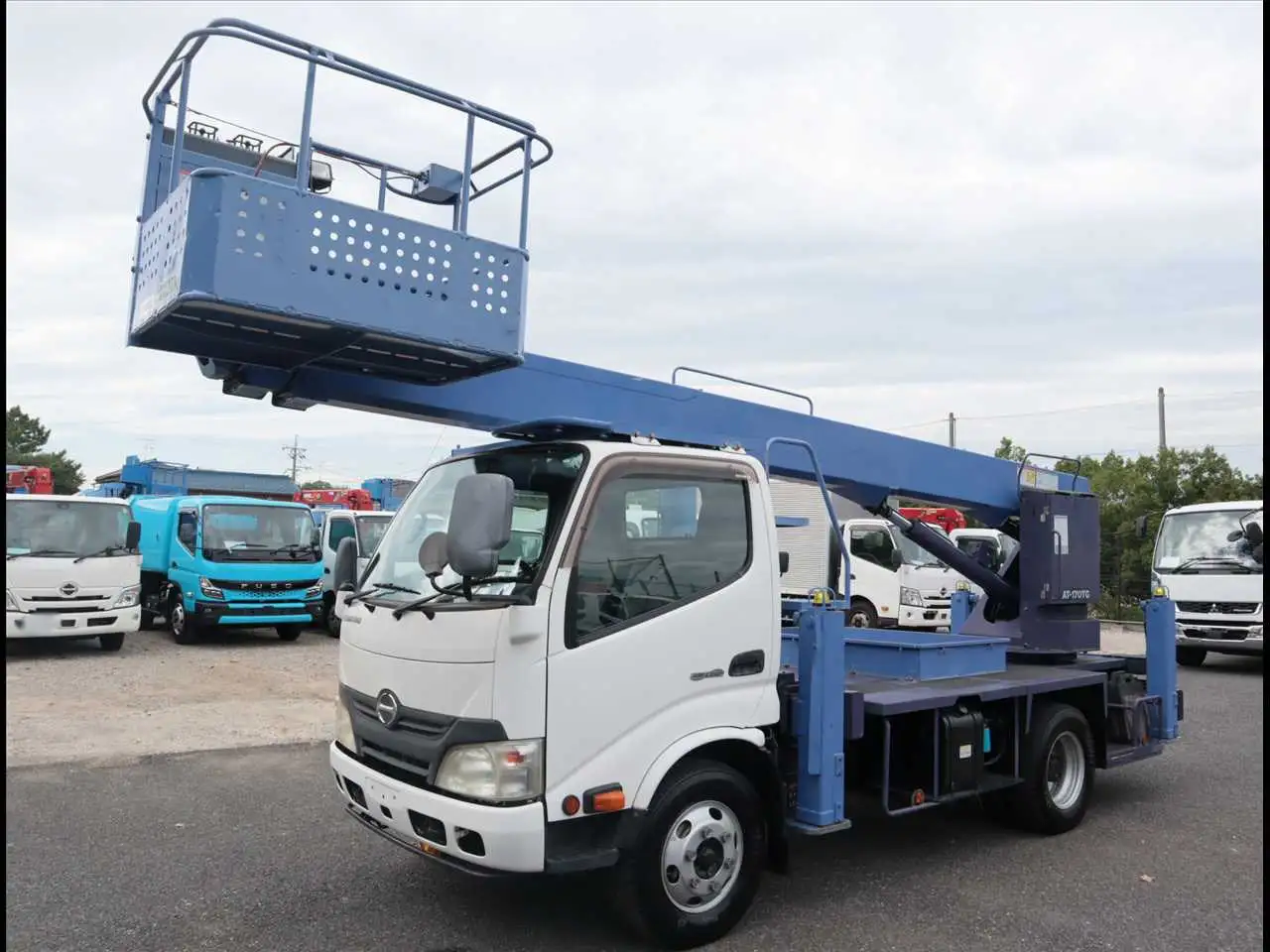 日野 デュトロ 小型 高所・建柱車 高所作業車 SKG-XZU640F の中古トラック【車両No.198075】