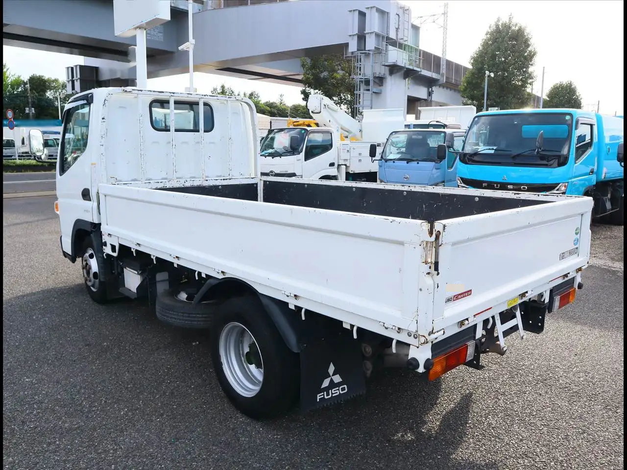三菱 キャンター 小型 平ボディ 2RG-FBA20 R2の中古トラック画像5
