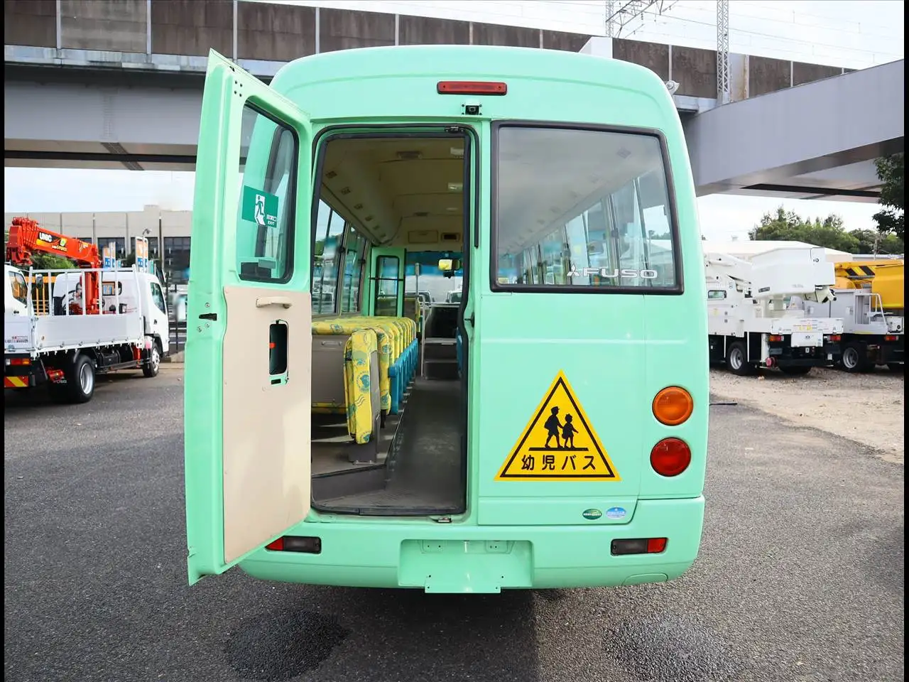 三菱 ローザ 小型 バス 園児バス TPG-BE640Gの中古トラック画像6
