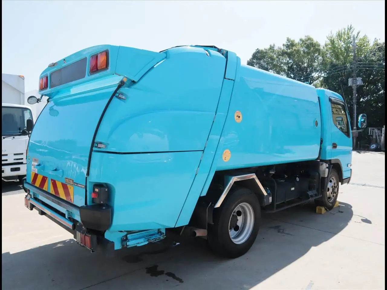 三菱 キャンター 小型 パッカー車 巻き込み式 回転ダンプ式の中古トラック画像3