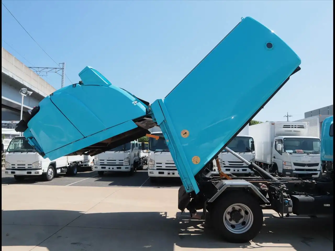 三菱 キャンター 小型 パッカー車 巻き込み式 回転ダンプ式の中古トラック画像6