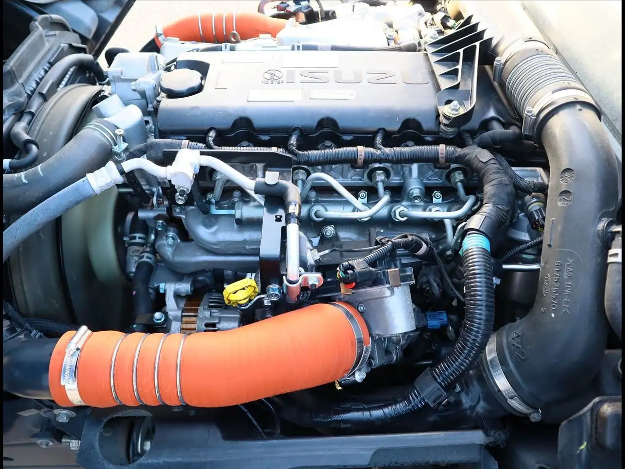 いすゞ エルフ 小型 平ボディ 2RG-NHR88A R4の中古トラック画像19