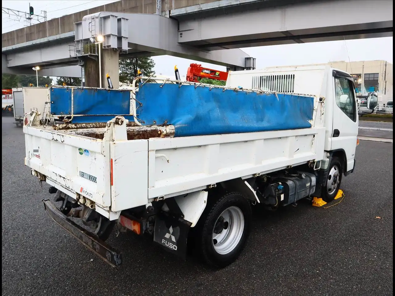 三菱 キャンター 小型 ダンプ 強化 コボレーンの中古トラック画像3