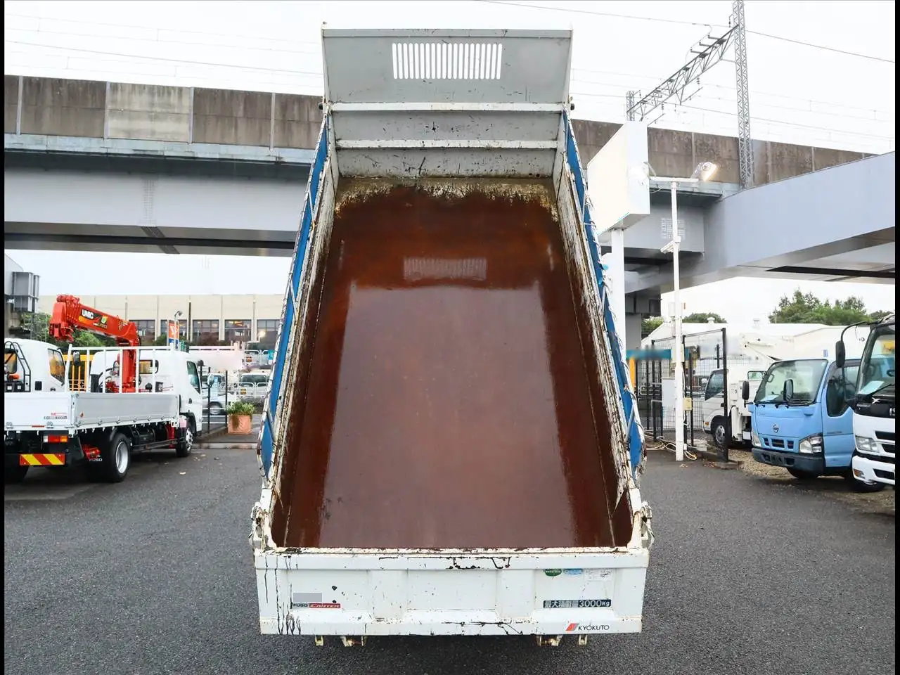 三菱 キャンター 小型 ダンプ 強化 コボレーンの中古トラック画像6