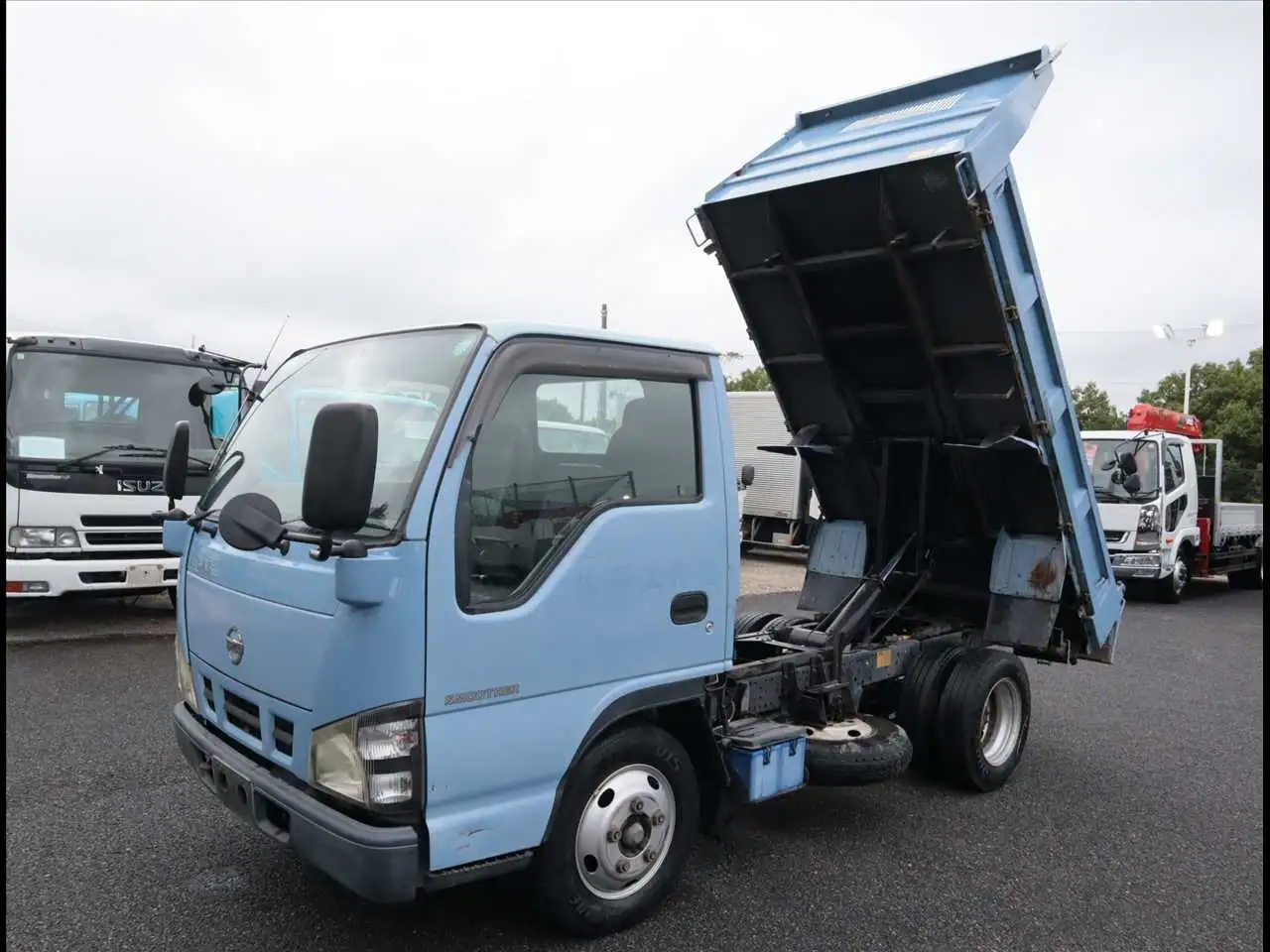 日産 アトラス 小型 ダンプ 強化 PB-AKR81AD の中古トラック【車両No.198054】