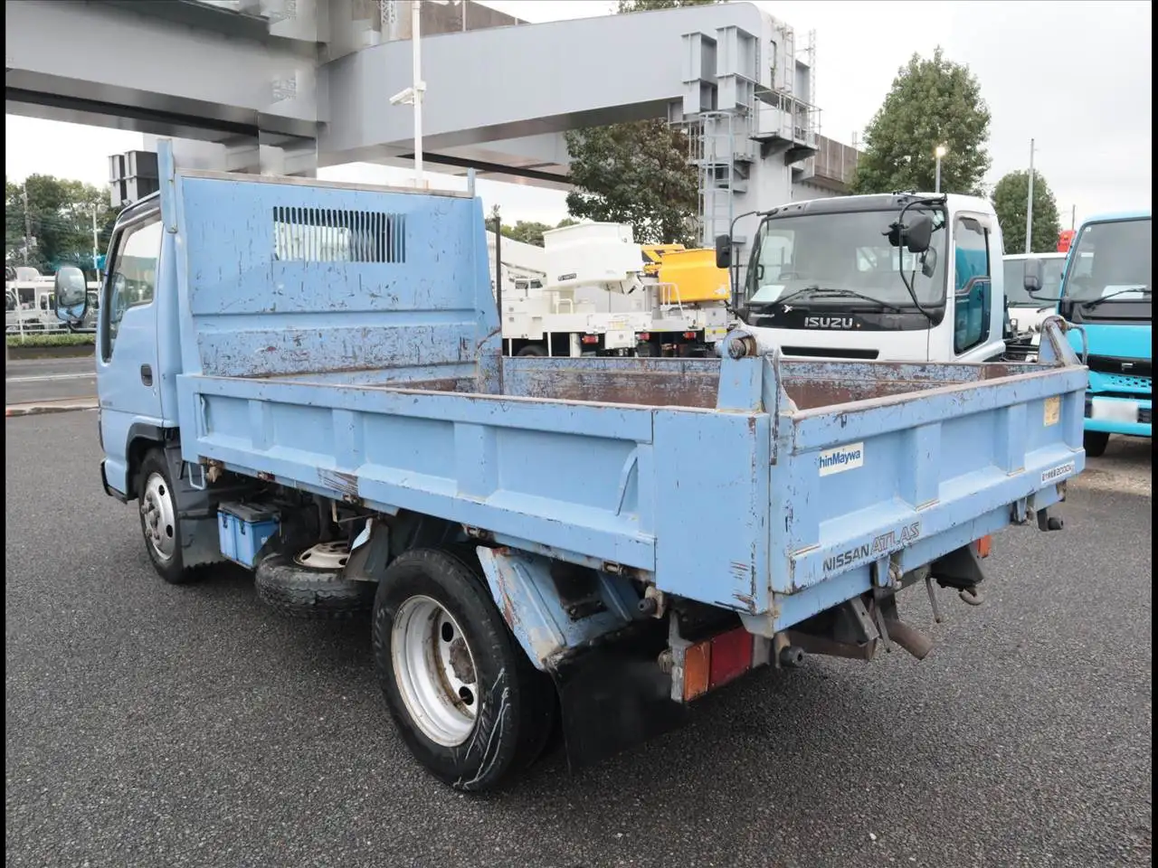 日産 アトラス 小型 ダンプ 強化 PB-AKR81ADの中古トラック画像5