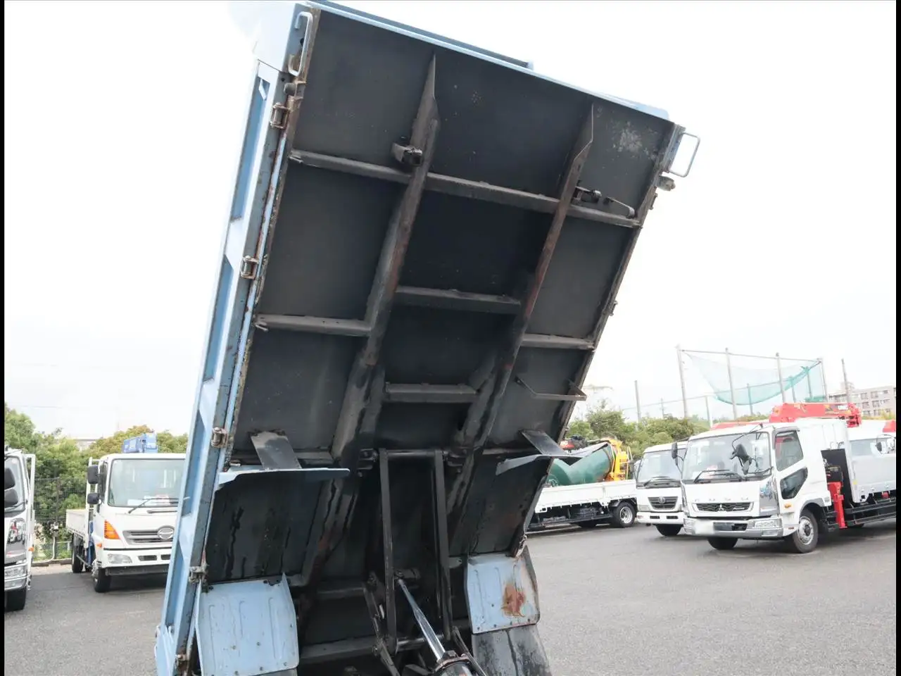 日産 アトラス 小型 ダンプ 強化 PB-AKR81ADの中古トラック画像14