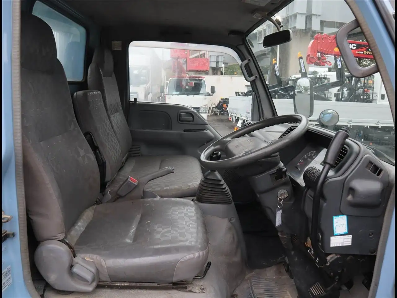日産 アトラス 小型 ダンプ 強化 PB-AKR81ADの中古トラック画像9