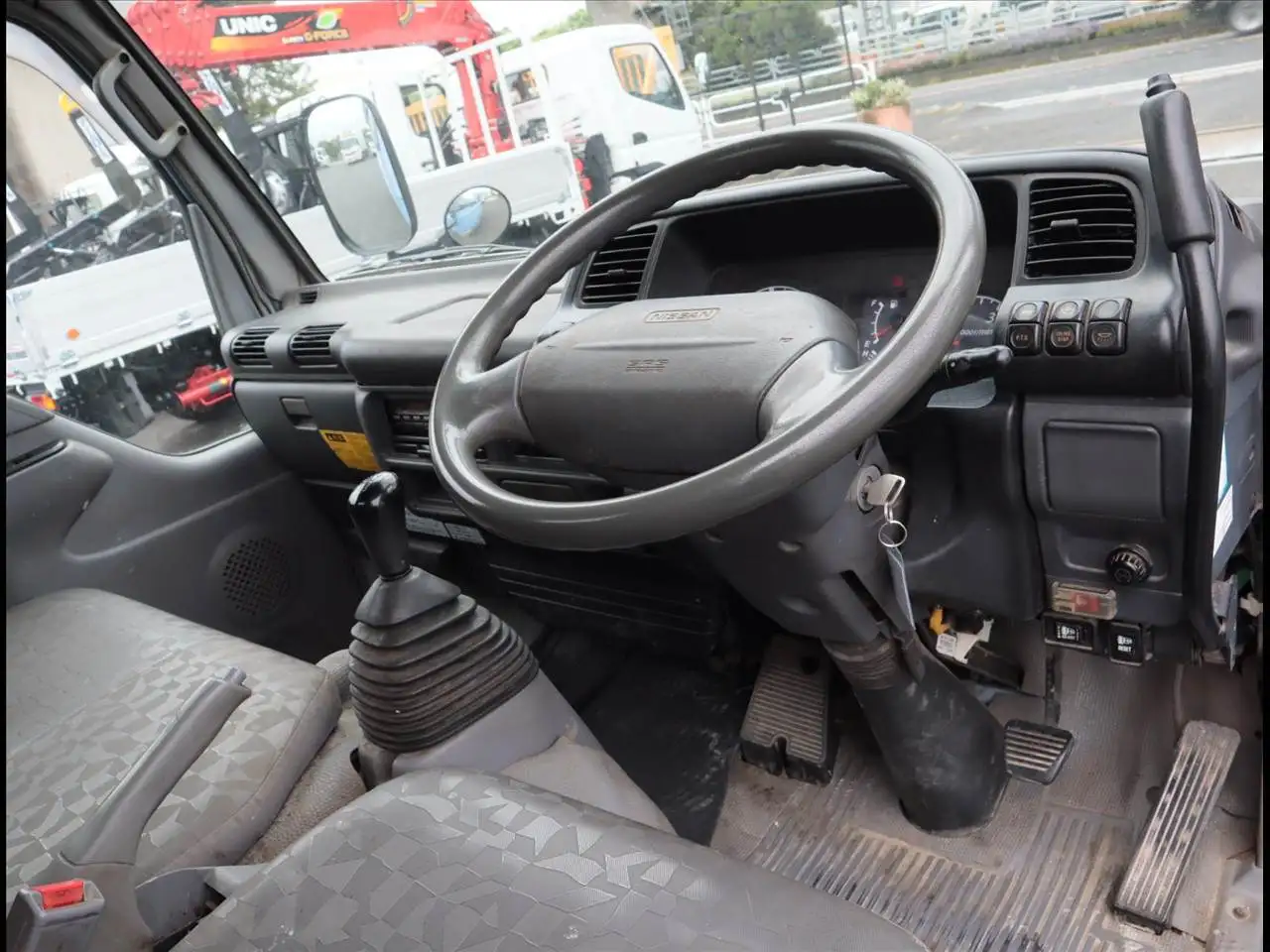 日産 アトラス 小型 ダンプ 強化 PB-AKR81ADの中古トラック画像11