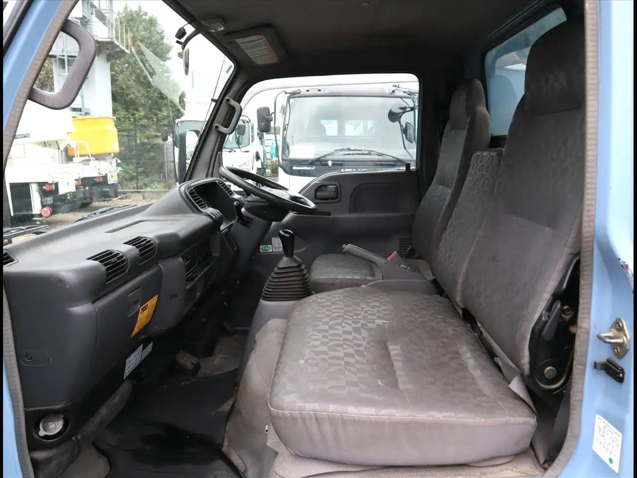 日産 アトラス 小型 ダンプ 強化 PB-AKR81ADの中古トラック画像10