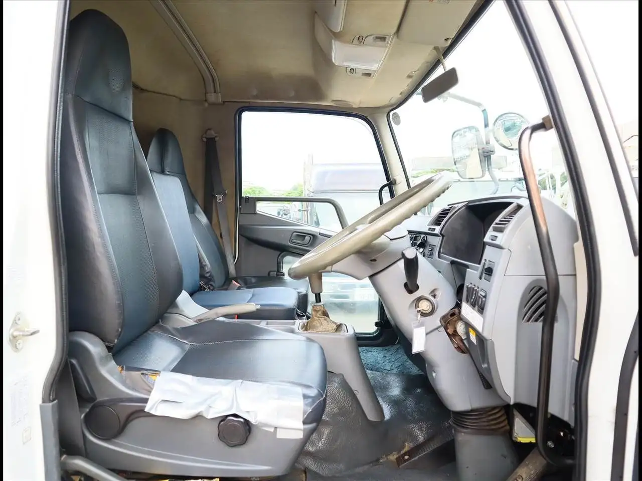 三菱 ファイター 中型/増トン アームロール ツインホイスト TKG-FK71Fの中古トラック画像11