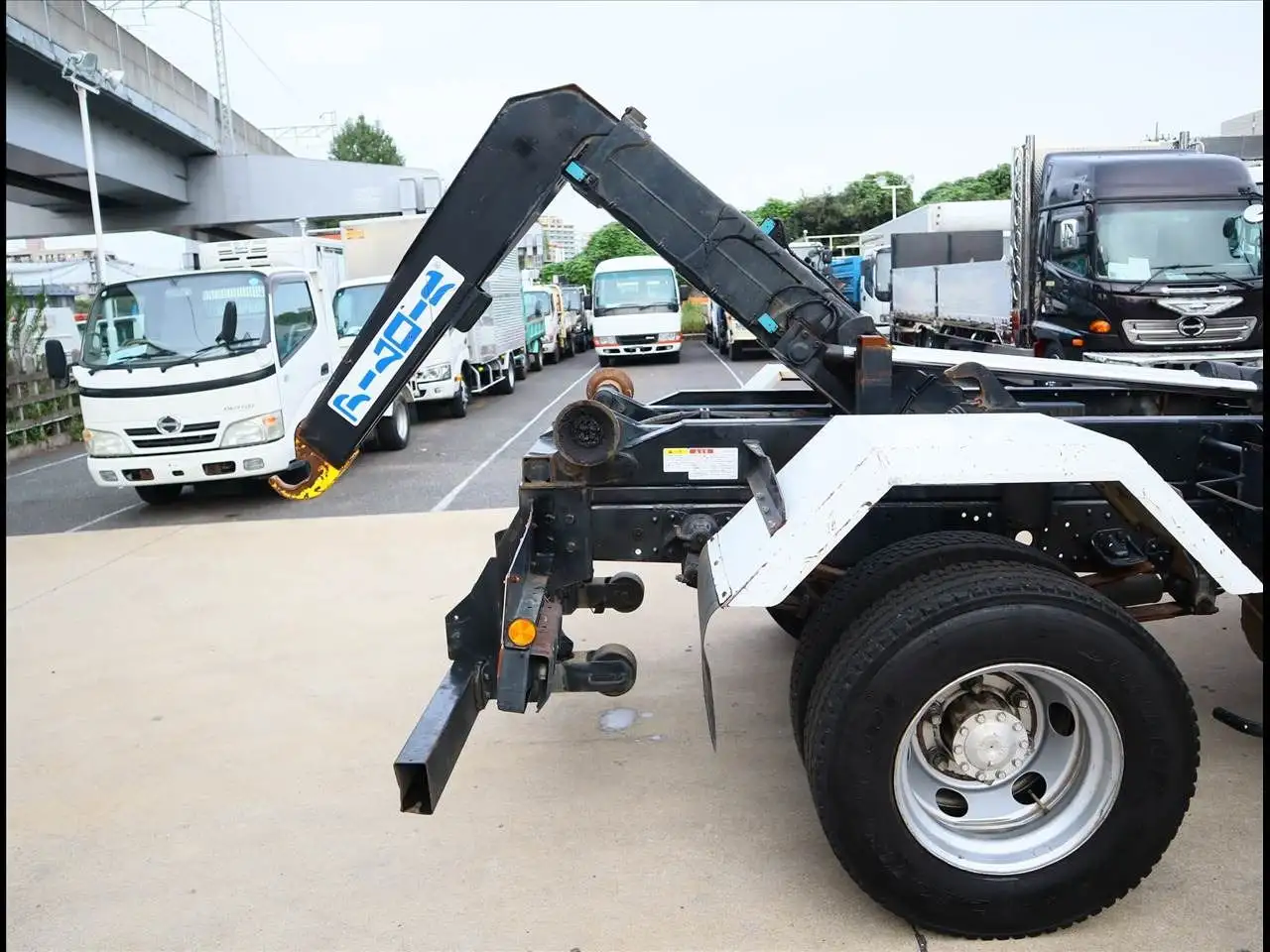 三菱 ファイター 中型/増トン アームロール ツインホイスト TKG-FK71Fの中古トラック画像8