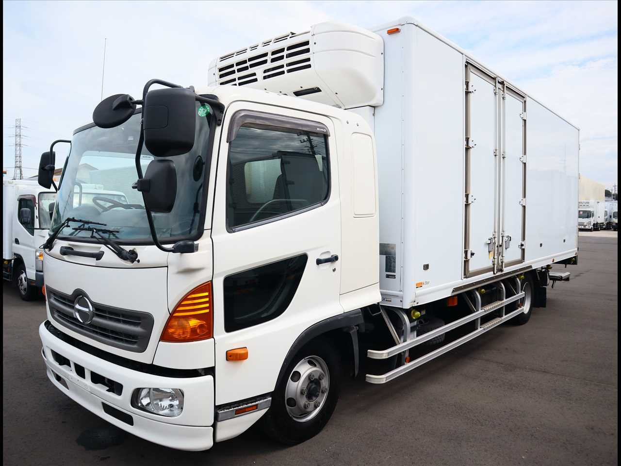 日野 レンジャー 中型/増トン 冷凍冷蔵 ワイド