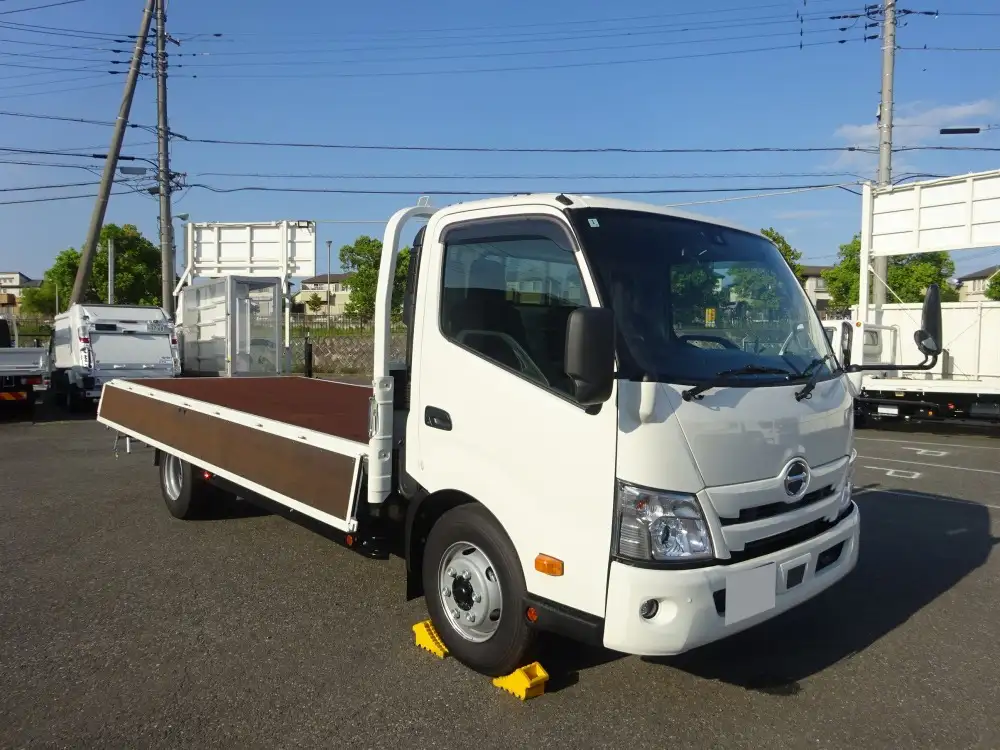 日野 デュトロ 小型 平ボディ 床鉄板 2KG-XZU720Mの中古トラック画像3