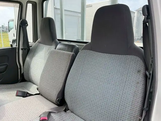 トヨタ タウンエース 小型 平ボディ GK-KM80 H15の中古トラック画像9