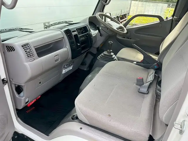 トヨタ ダイナ 小型 平ボディ LDF-KDY281 H25の中古トラック画像11