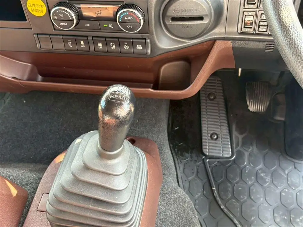 日野 レンジャー 中型/増トン ウイング パワーゲート エアサスの中古トラック画像16