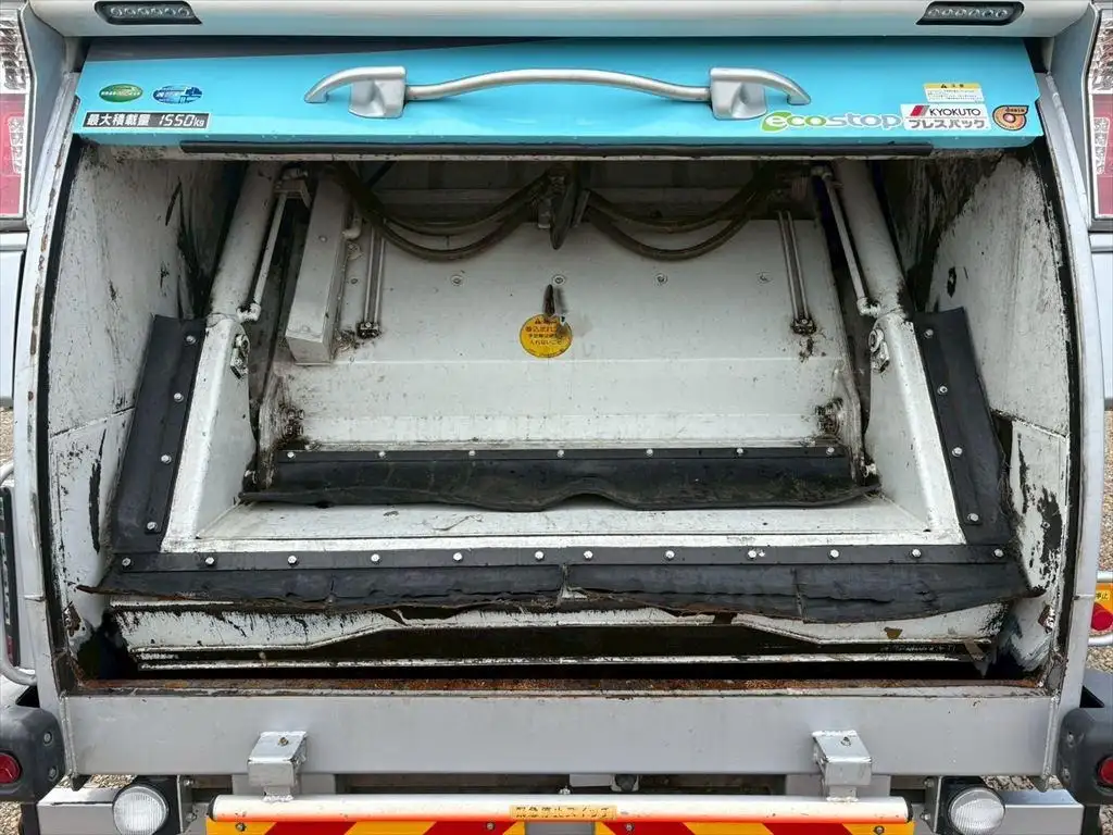 いすゞ フォワード 中型/増トン パッカー車 プレス式 2RG-FRR90S2の中古トラック画像7