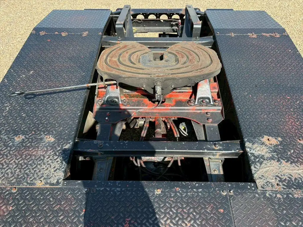 いすゞ ギガ 大型 トラクター ハイルーフ 2デフの中古トラック画像10