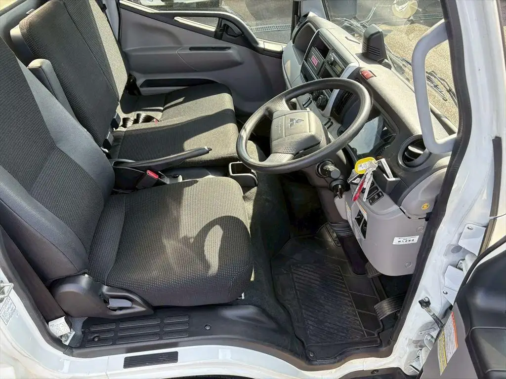 三菱 キャンター 小型 アルミバン 2RG-FBA20 R5の中古トラック画像13