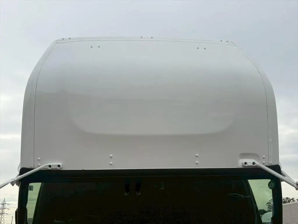 いすゞ フォワード 中型/増トン ウイング エアサス ベッドの中古トラック画像11