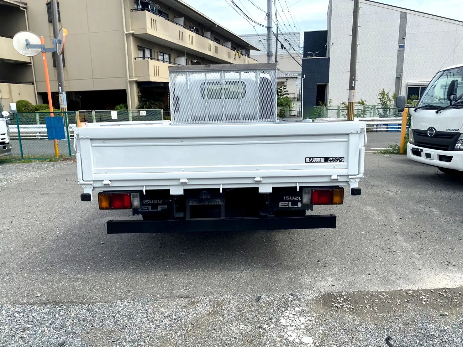いすゞ エルフ 小型 平ボディ BKG-NPR85AN H21の中古トラック画像4