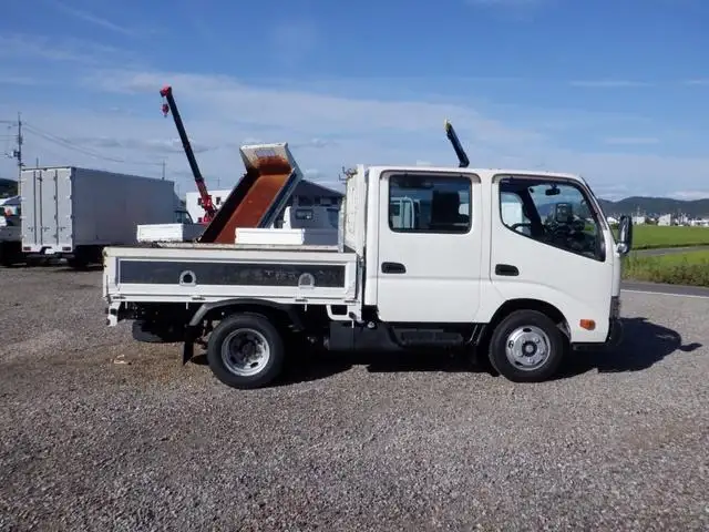 トヨタ ダイナ 小型 平ボディ Wキャブ の中古トラック画像3