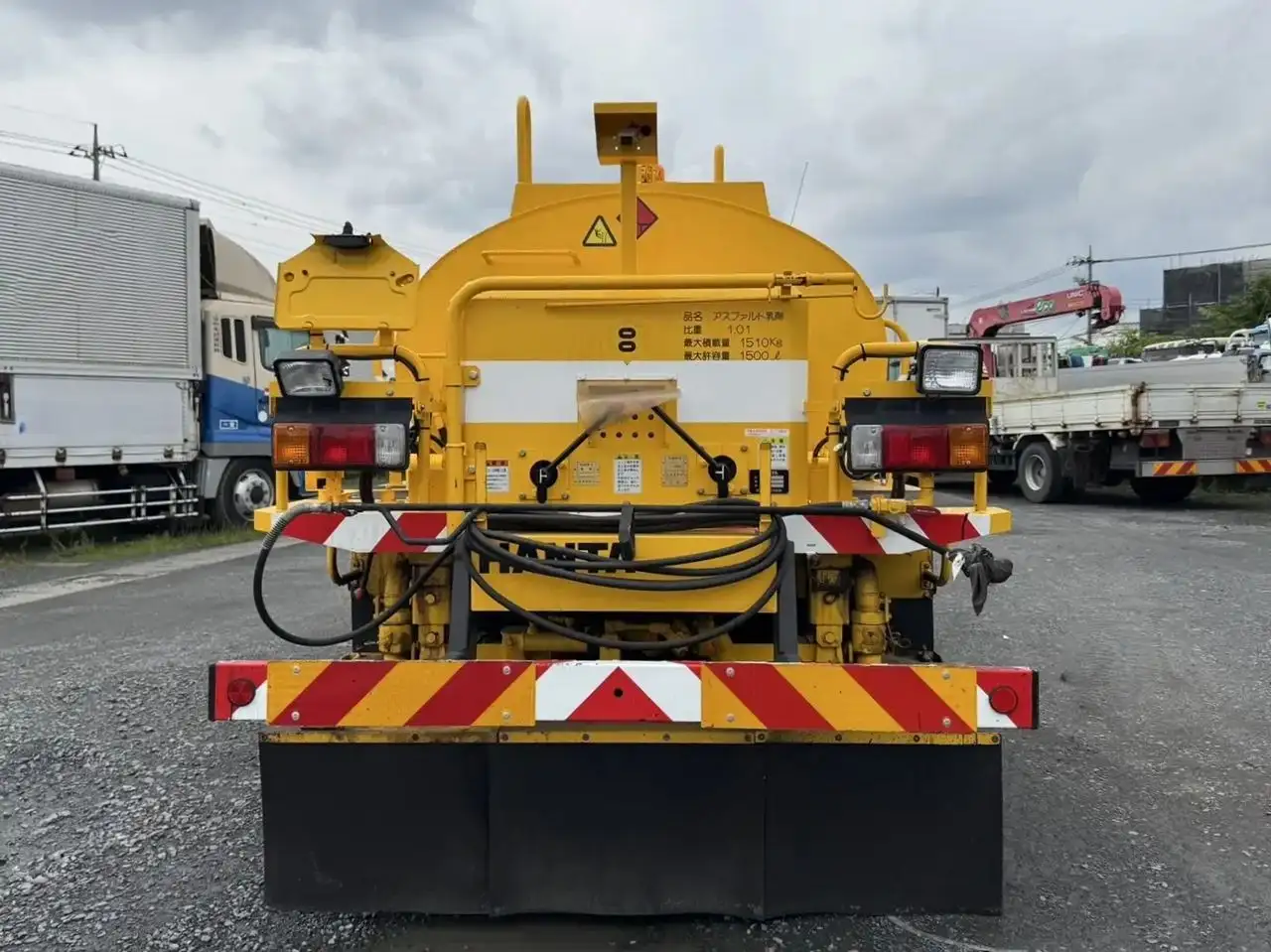 日野 デュトロ 小型 タンク車 その他 SKG-XZU600Eの中古トラック画像4