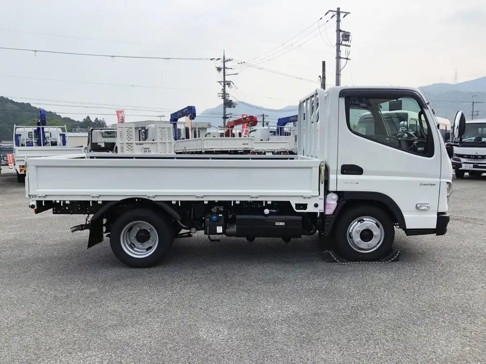 三菱 キャンター 小型 平ボディ 2RG-FBA20 R7の中古トラック画像3