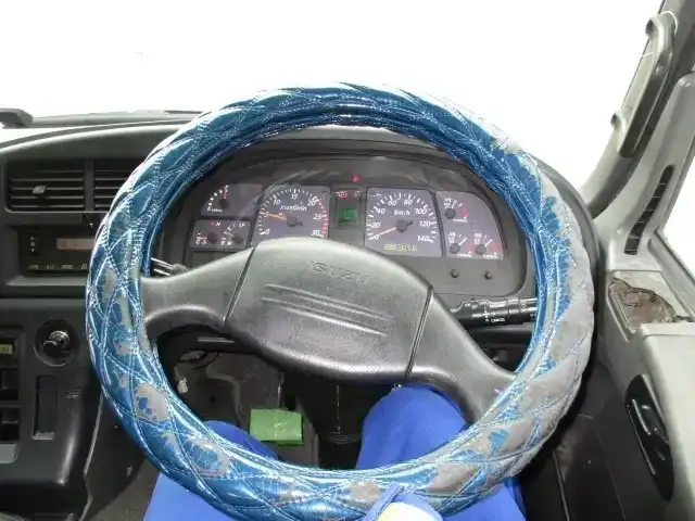 いすゞ ギガ 大型 トラクター ハイルーフ 1デフの中古トラック画像13