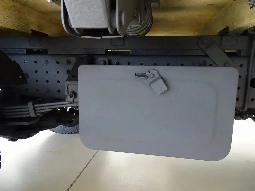 三菱 キャンター 小型 平ボディ 床鉄板 2PG-FGA50の中古トラック画像像17