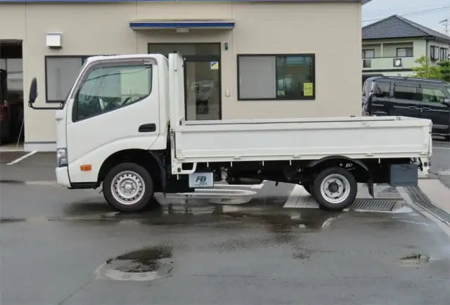 日野 デュトロ 小型 平ボディ 2DG-GDY231M R4の中古トラック画像5