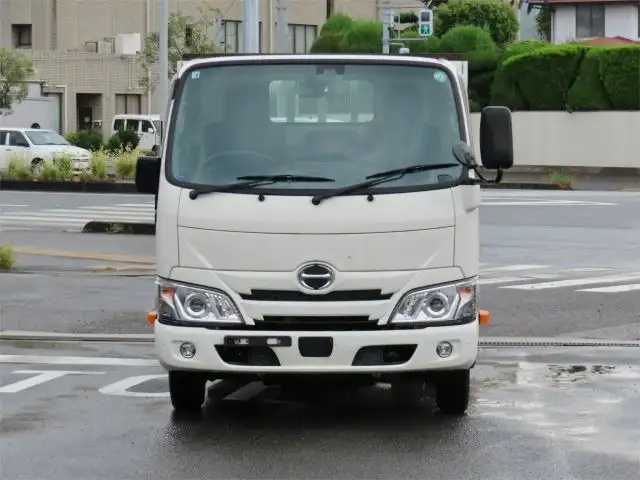日野 デュトロ 小型 平ボディ 2DG-GDY231M R4の中古トラック画像2